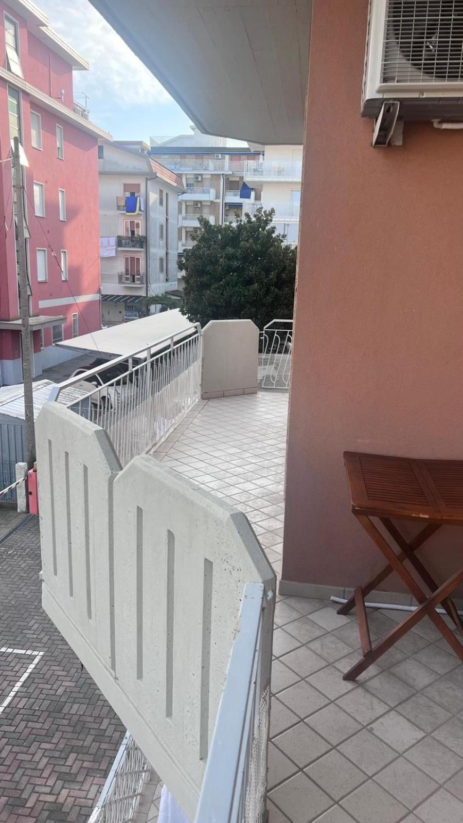 Appartamento Kb A Due Passi Dal Mare - 5 Posti Letto Lido di Jesolo Exterior foto